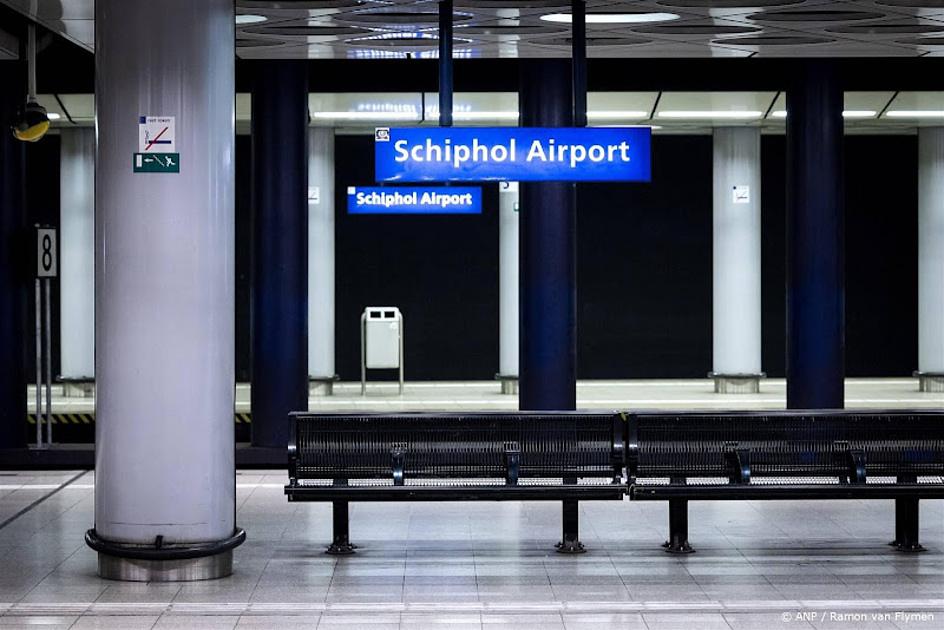 schiphol airport treinstation