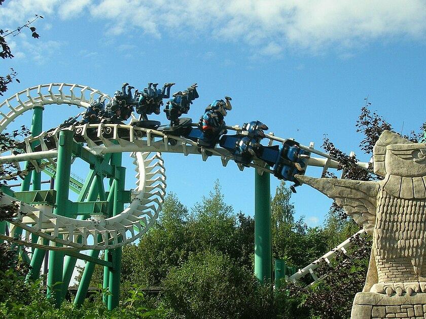 Walibi Holland niet blij dat bezoekcijfers openbaar zijn / Foto: "El condor Walibi Wolrd" door freddo