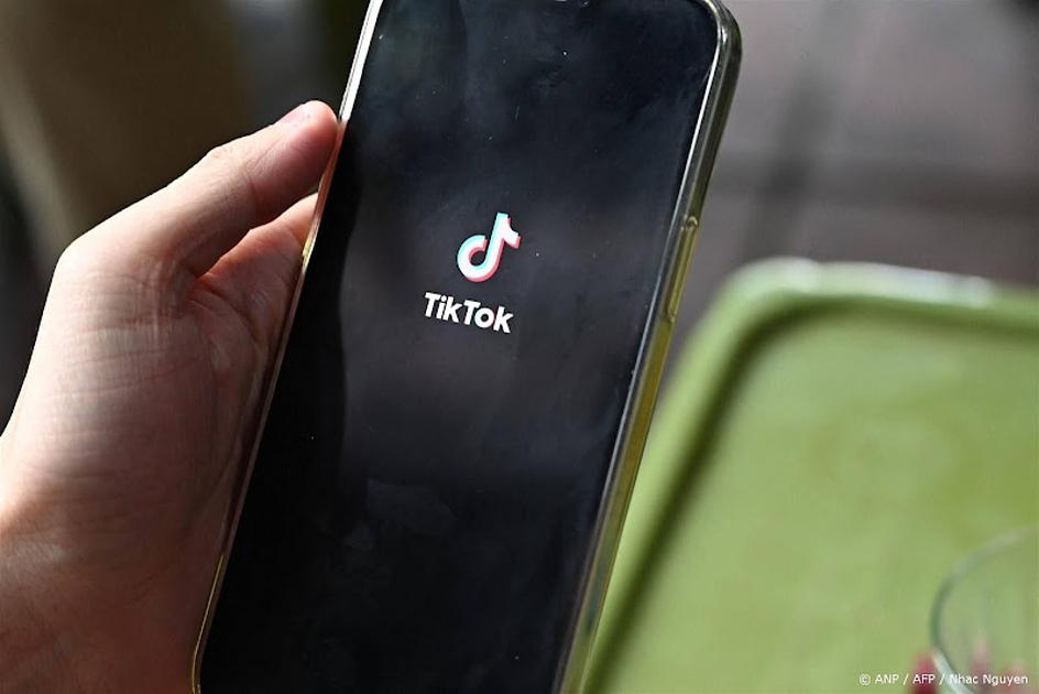 tiktok logo op telefoonscherm