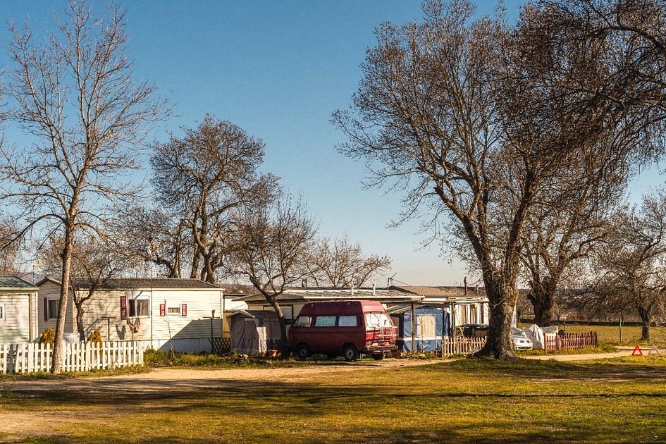 Berg en Dal eist vertrek arbeidsmigranten en asielzoekers vakantiepark De Oude Molen