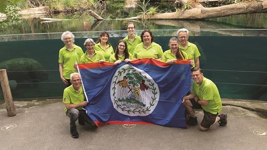 Vrijwilligers van Burgers' Zoo halen donatie binnen voor natuurgebied in Belize