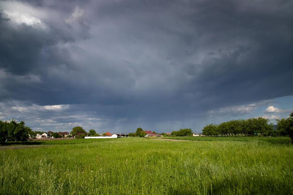 Woensdag code geel om hagel, onweer en windstoten