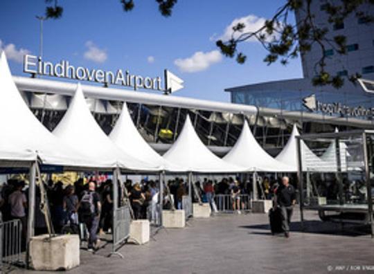 Reisbranche verwacht dat drukte Schiphol verplaatst naar Eindhoven