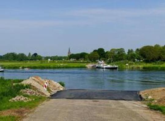 Vakantiepark Maasbommel wordt groter dan verwacht