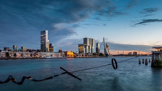 rotterdam skyline