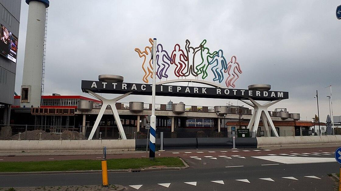 Rotterdam klaar met wachten op komst attractiepark: ‘Moet een keer open’ / Foto: "Attractiepark Rotterdam 2020" door Joris