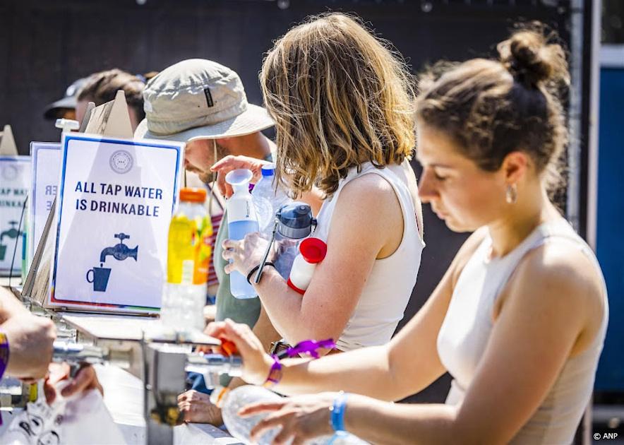 Festivals door hele land bereiden zich voor op tropische temperaturen